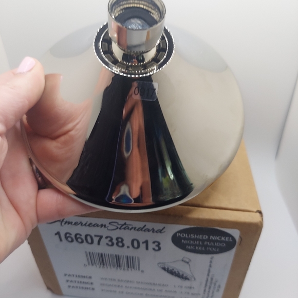 Patience® 5-Inch 1.8 gpm/6.8 L/min Water-Saving Fixed Showerhead - Picture 7 of 7